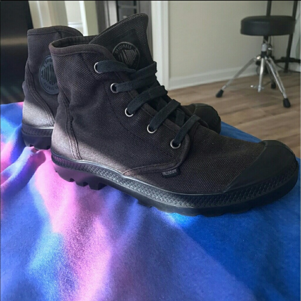 Palladium boots